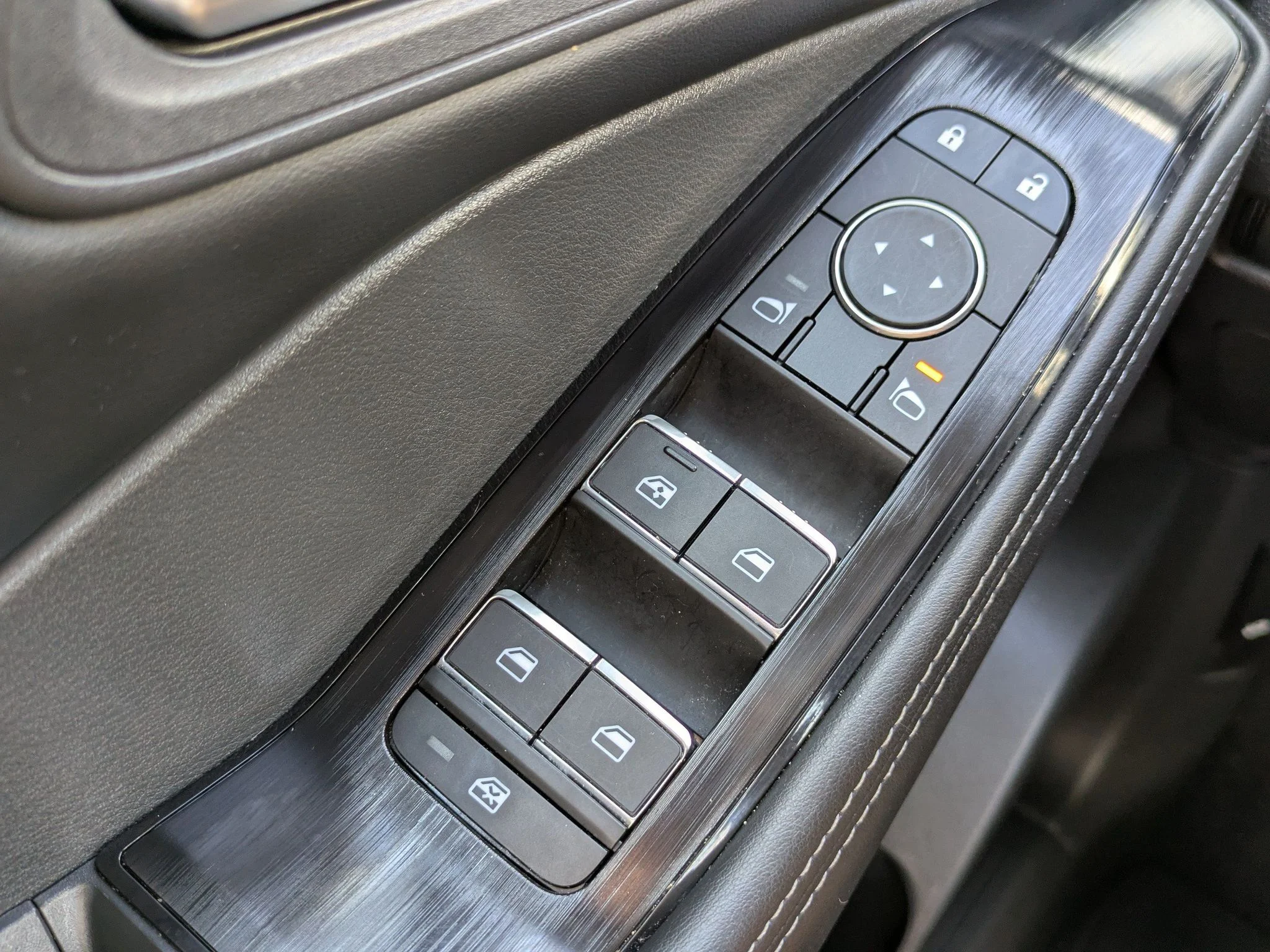 Certified Used 2026 Super Black Nissan SL image 25