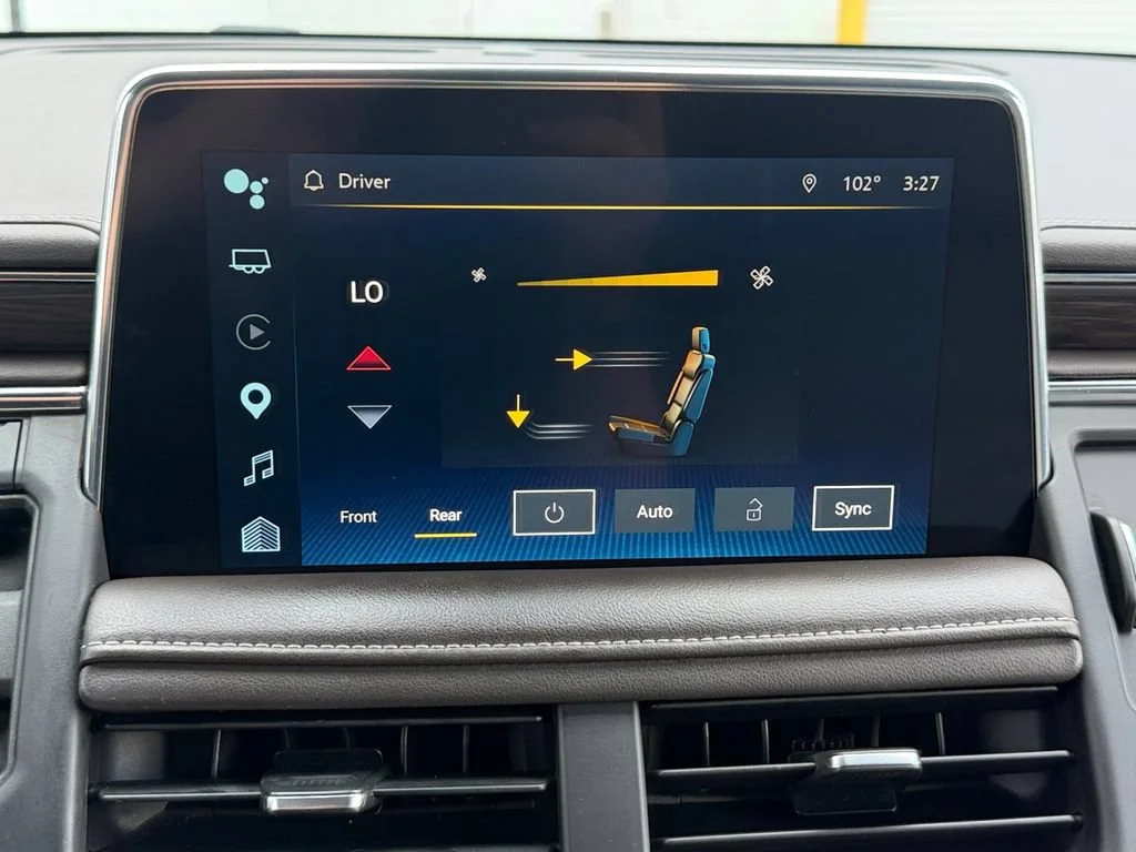 Used 2022 Summit White Chevrolet LT image 22