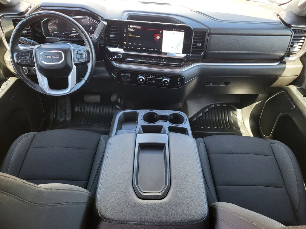 Used 2024 Summit White GMC SLE image 19