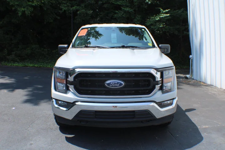 Used 2023  Ford  image 17