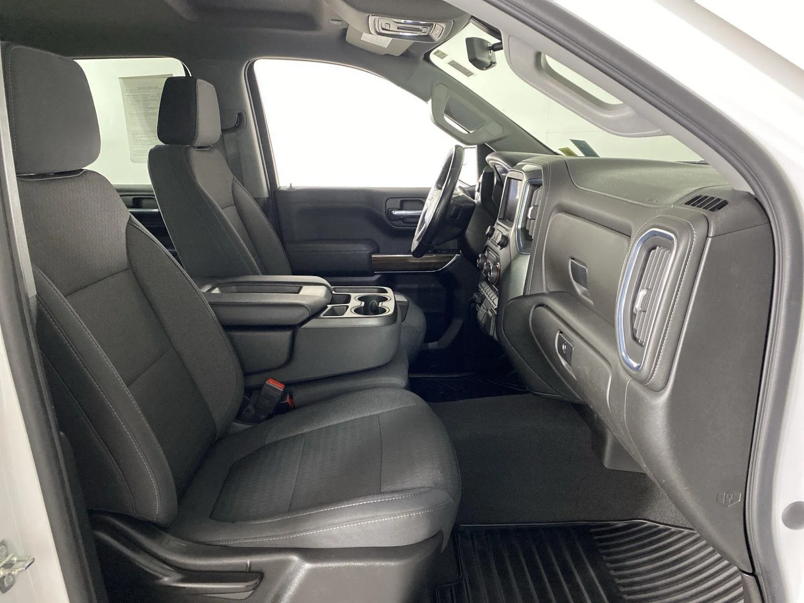 Used 2021 SUMMIT WHITE Chevrolet LT image 25