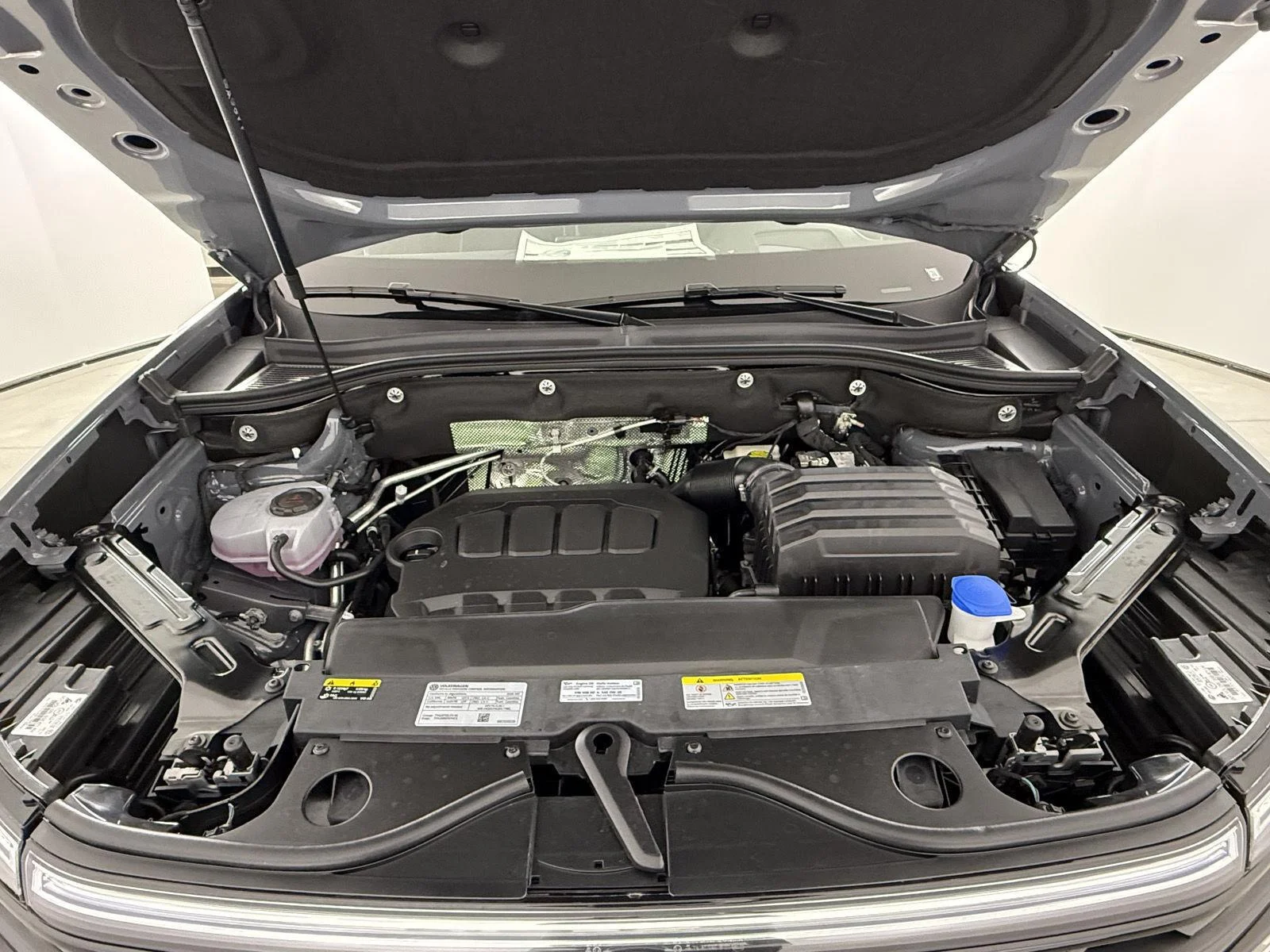 New 2026 Pure Gray Volkswagen 2.0T SEL Premium R-Line image 12