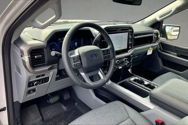 New 2026 White Ford XLT image 5