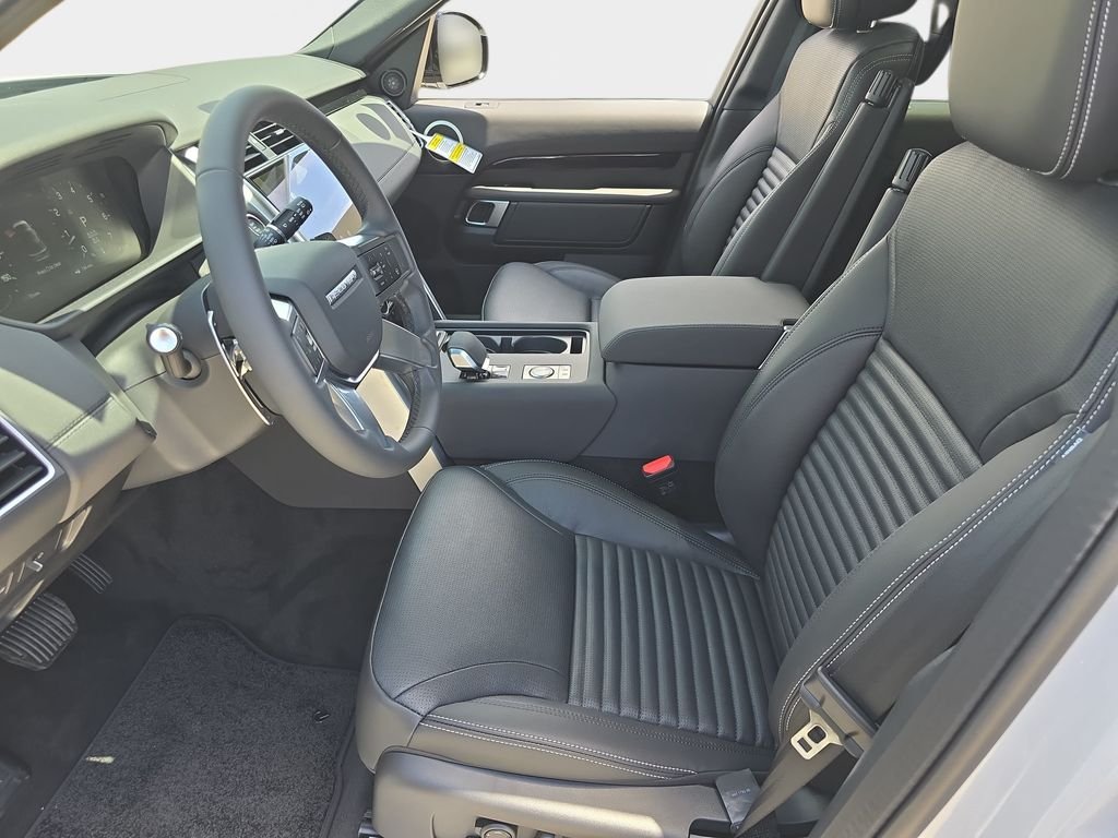 New 2026 Fuji White Land Rover S image 17