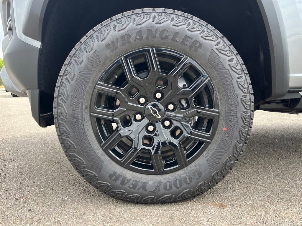 Used 2026 Sterling Gray Metallic Chevrolet Trail Boss image 12