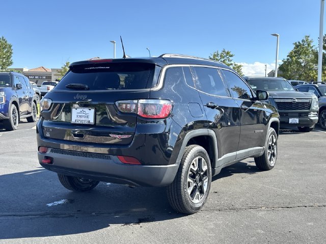 Used 2018 Black Jeep Trailhawk image 4