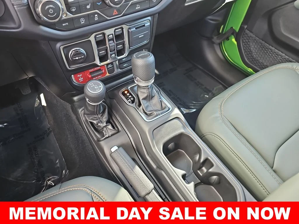 2025 Jeep Gladiator Mojave - Photo 23