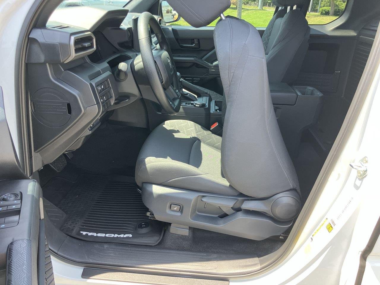 Used 2026 White (Ice Cap) Toyota SR Access Cab image 21
