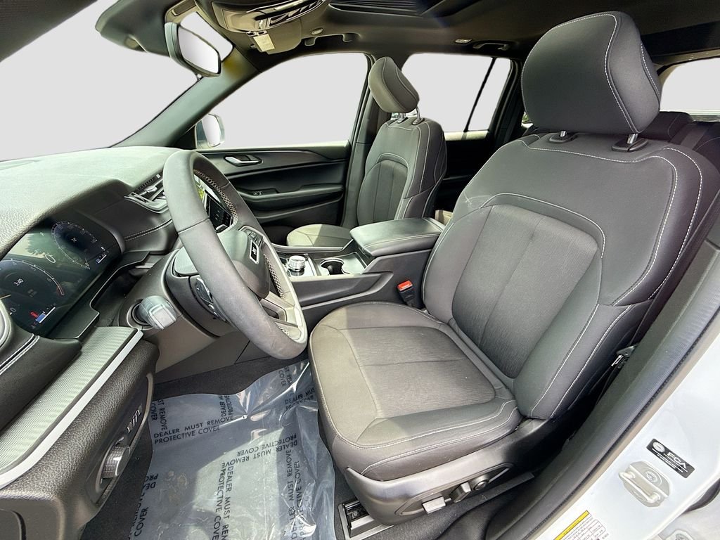 Used 2024 Bright White Clearcoat Jeep Laredo X image 21