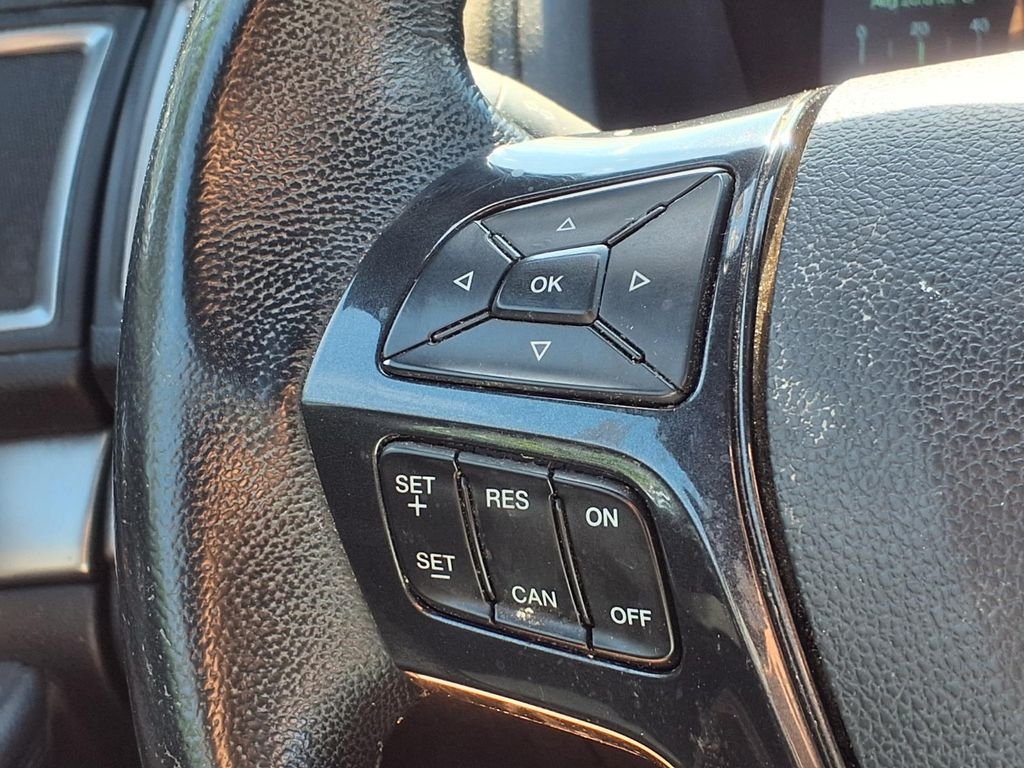 Used 2018 Black Ford XLT image 19