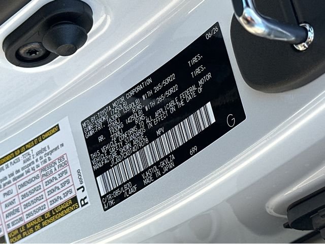 New 2026 Eminent White Pearl Lexus LX 700h LUXURY image 39
