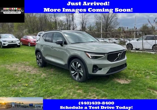 2023 Volvo XC40