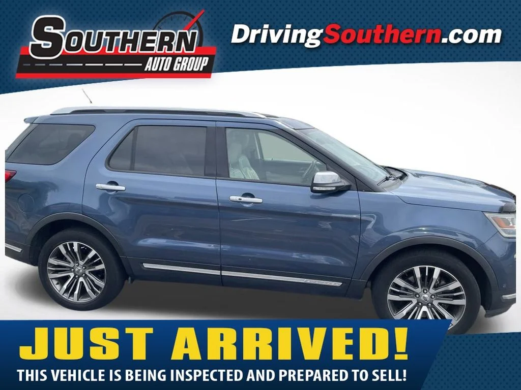 Used 2018 Blue Ford Platinum image 1