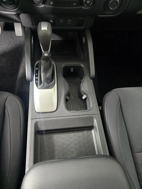 New 2026 Glacier White Nissan King Cab® S image 19