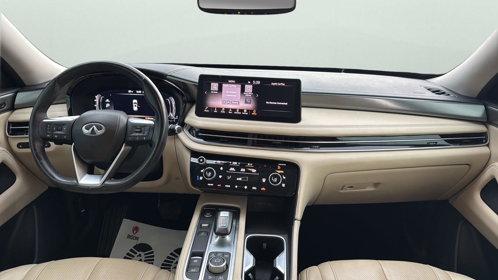 Used 2022 Black INFINITI LUXE image 19