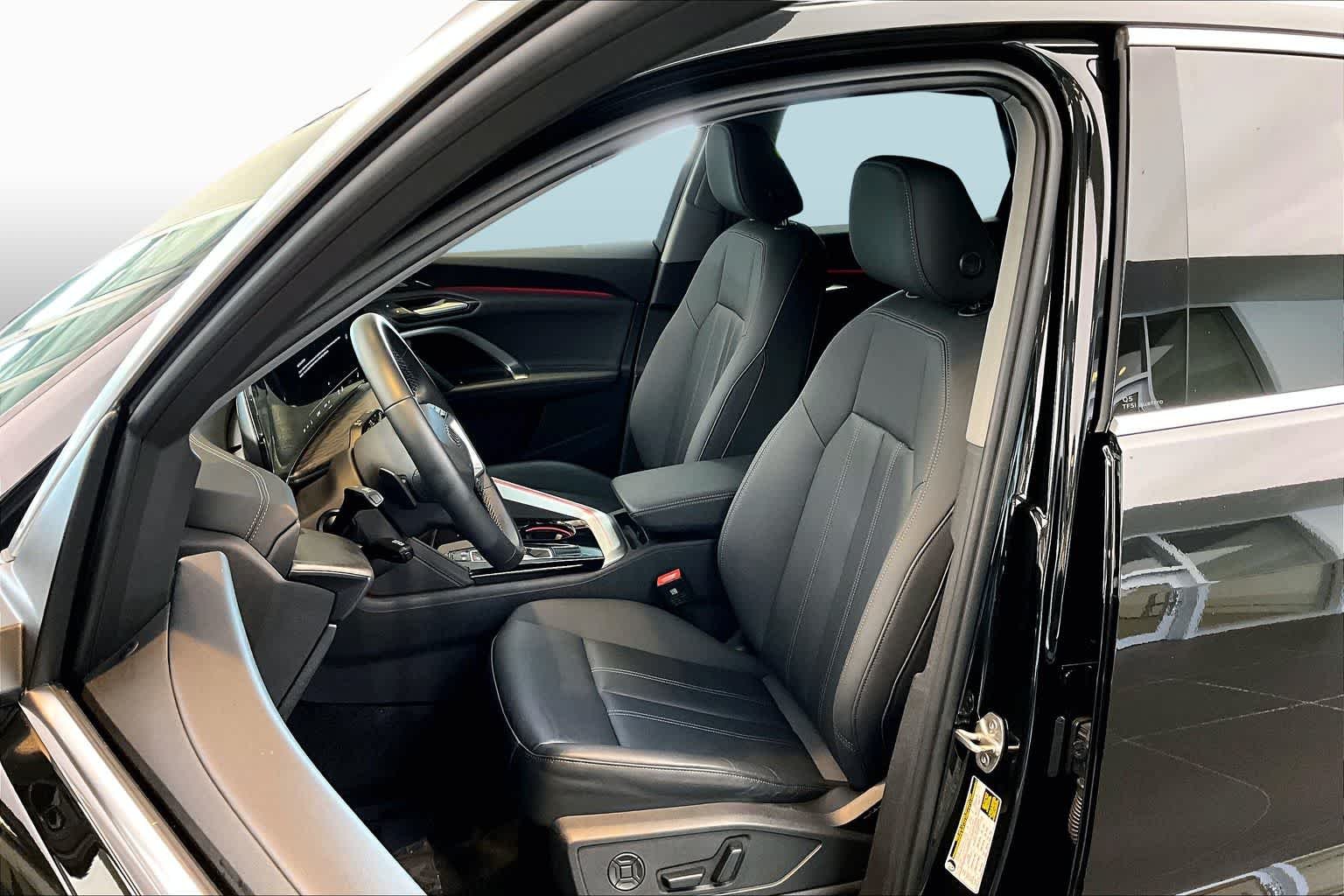 Used 2025 Mythos Black Metallic Audi Premium Plus image 8