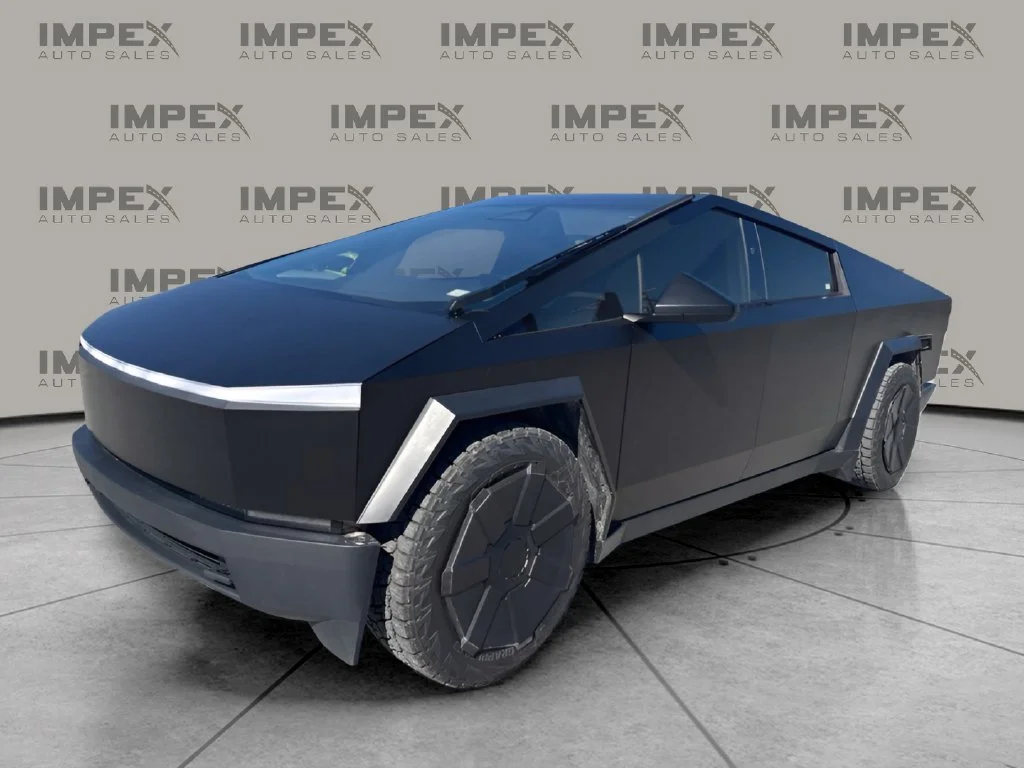 Used 2024 Silver Tesla Base image 1
