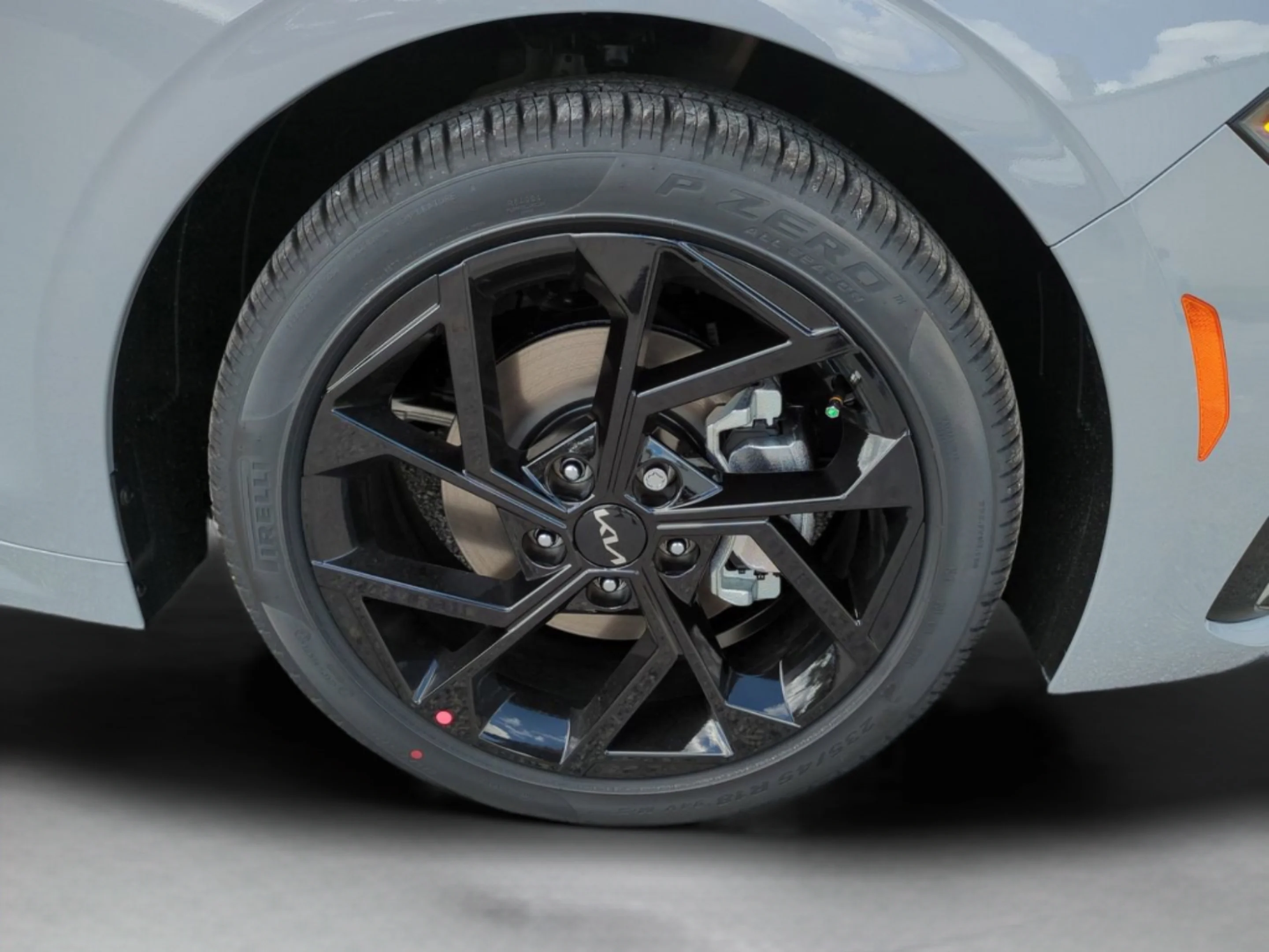 New 2026 Wolf Gray Kia GT-Line image 13