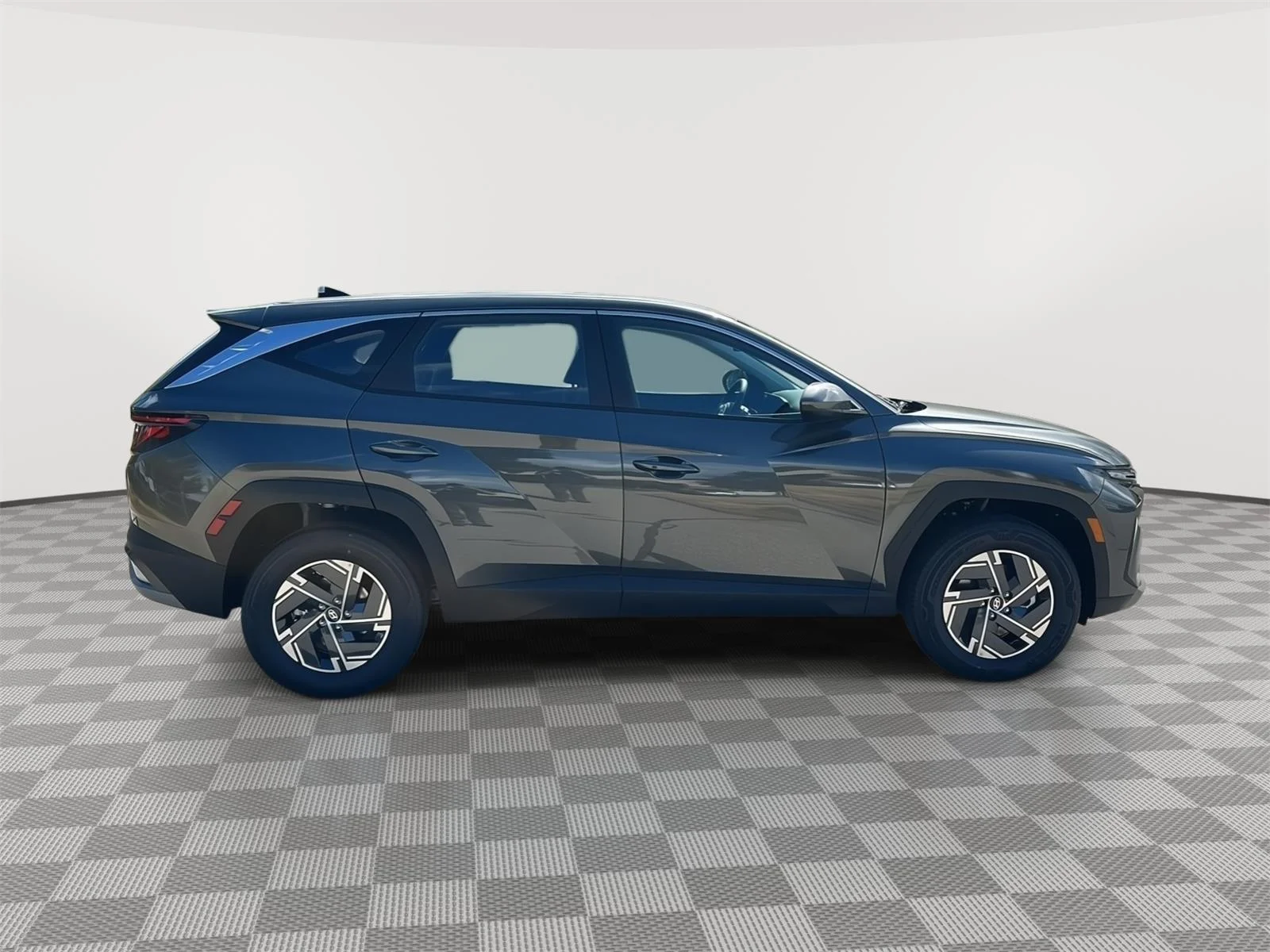 New 2026 GRAY Hyundai Blue SE image 4
