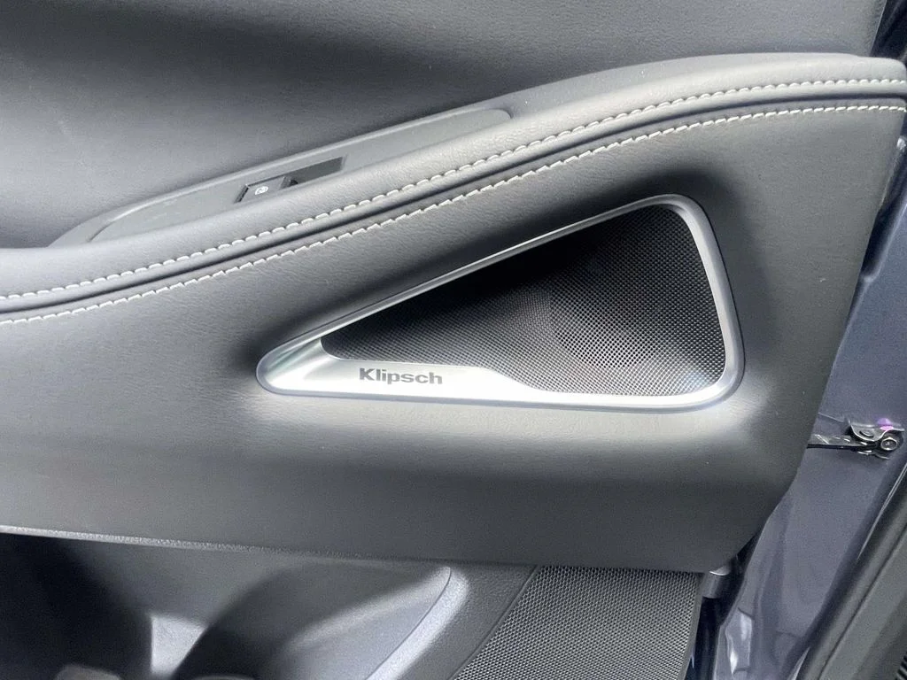 New 2027 Blue INFINITI LUXE image 16