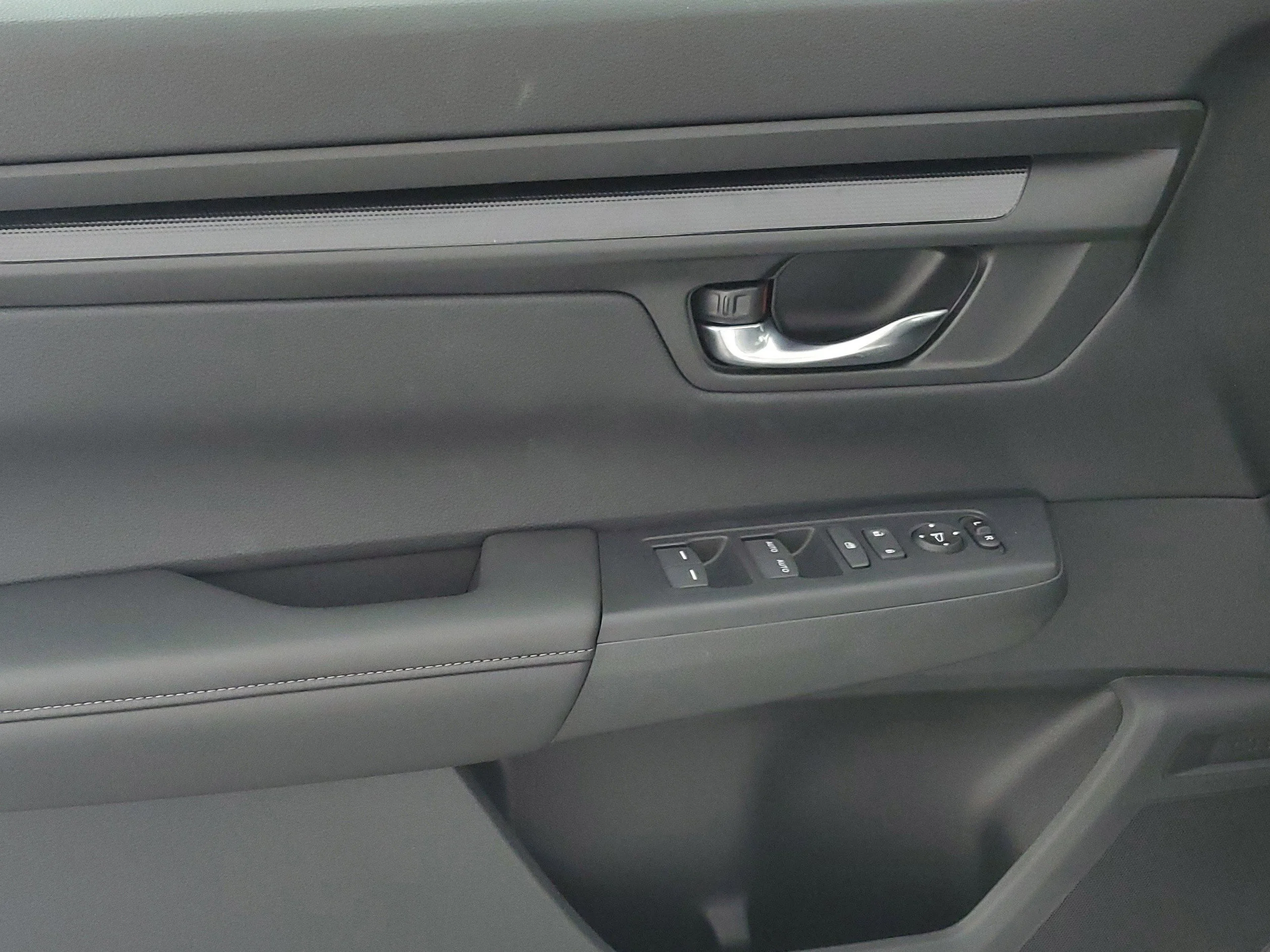 New 2026 Platinum White Pearl Honda EX image 30