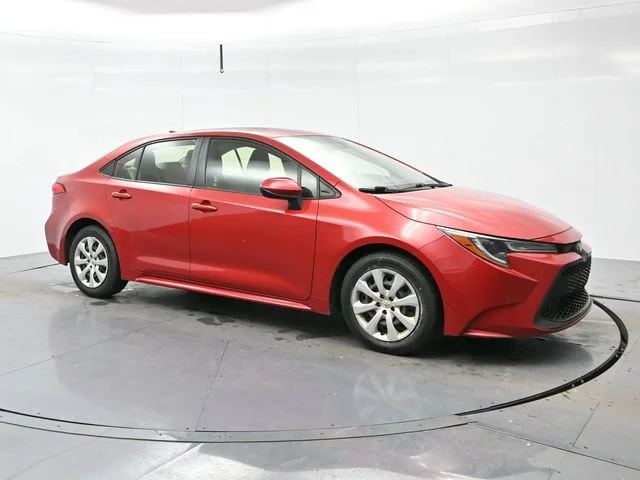 Used 2020 Barcelona Red Metallic Toyota LE image 1