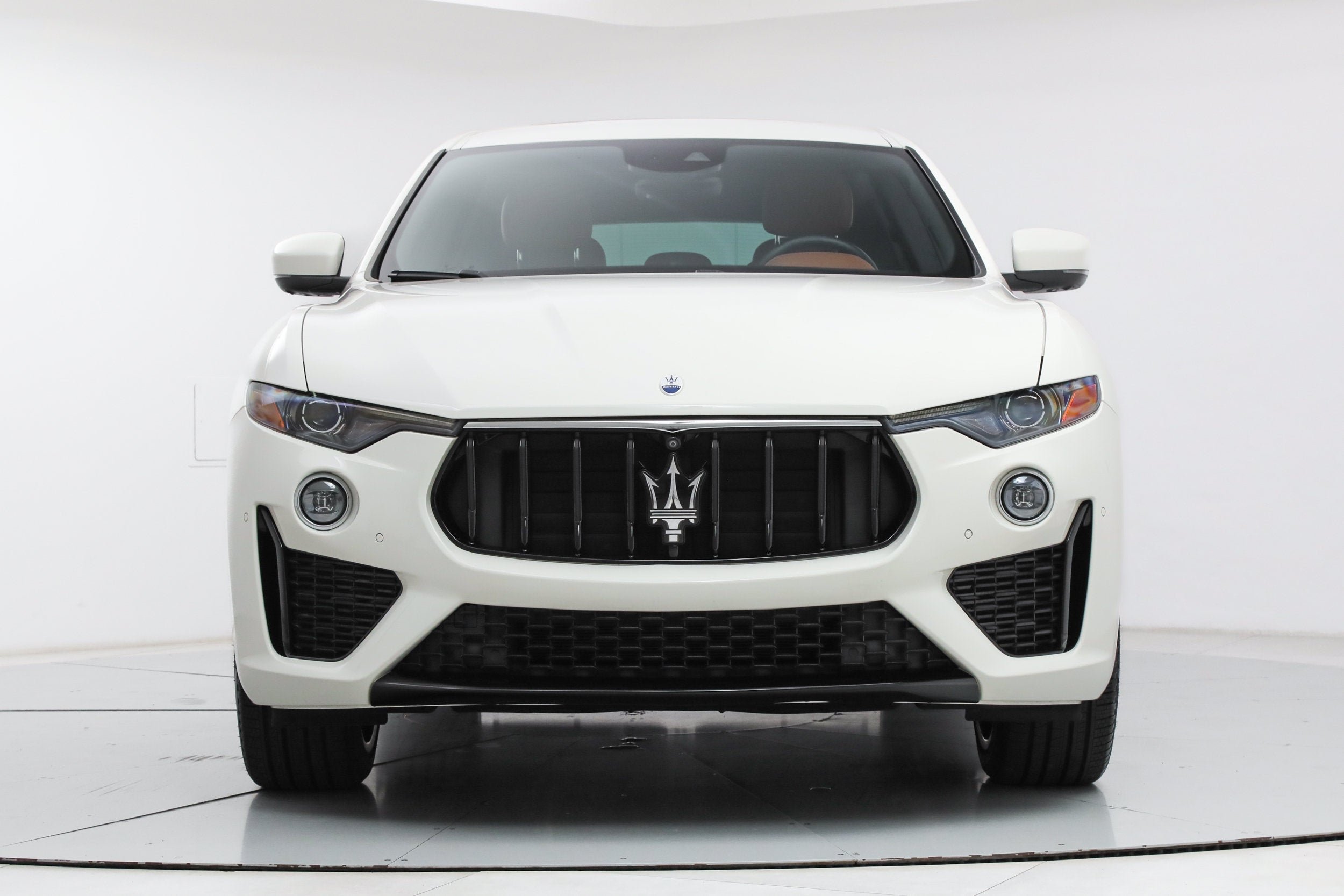 Certified Used 2023 White Maserati Modena image 8