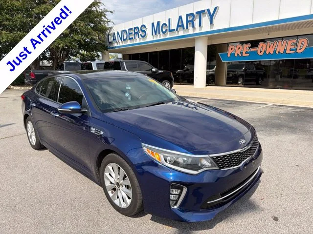 Used 2018 Blue Kia S image 1