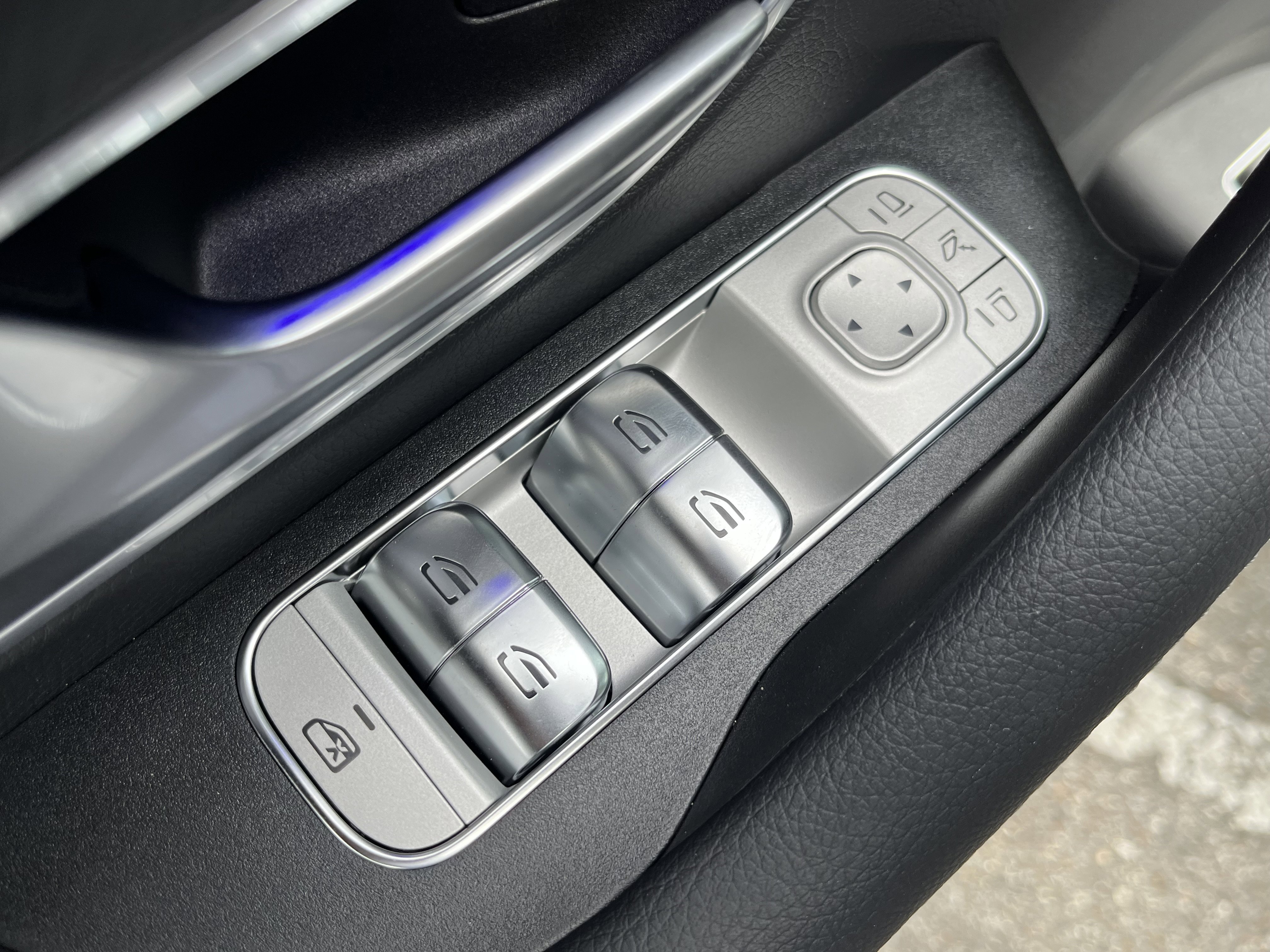 New 2026 Selenite Grey Metallic Mercedes-Benz GLE 350 image 15