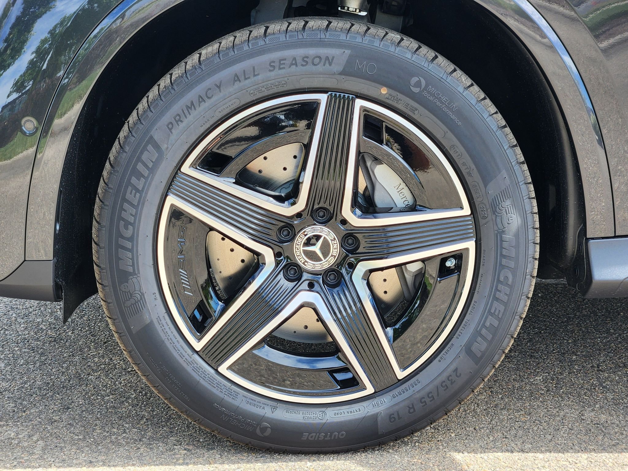 New 2027 Graphite Grey Metallic Mercedes-Benz GLC 300 4MATIC® image 19