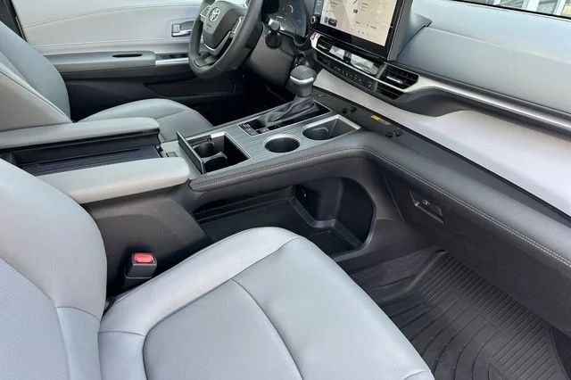 Used 2025 Beige Toyota XLE image 20