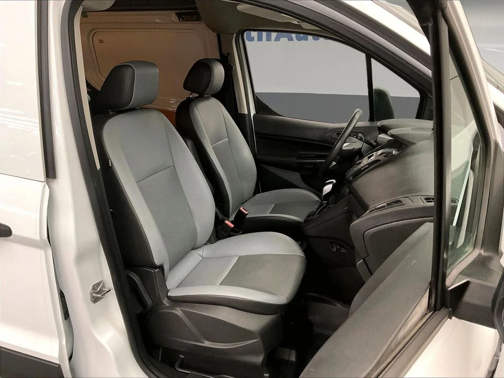 Used 2017 White Ford XL image 10