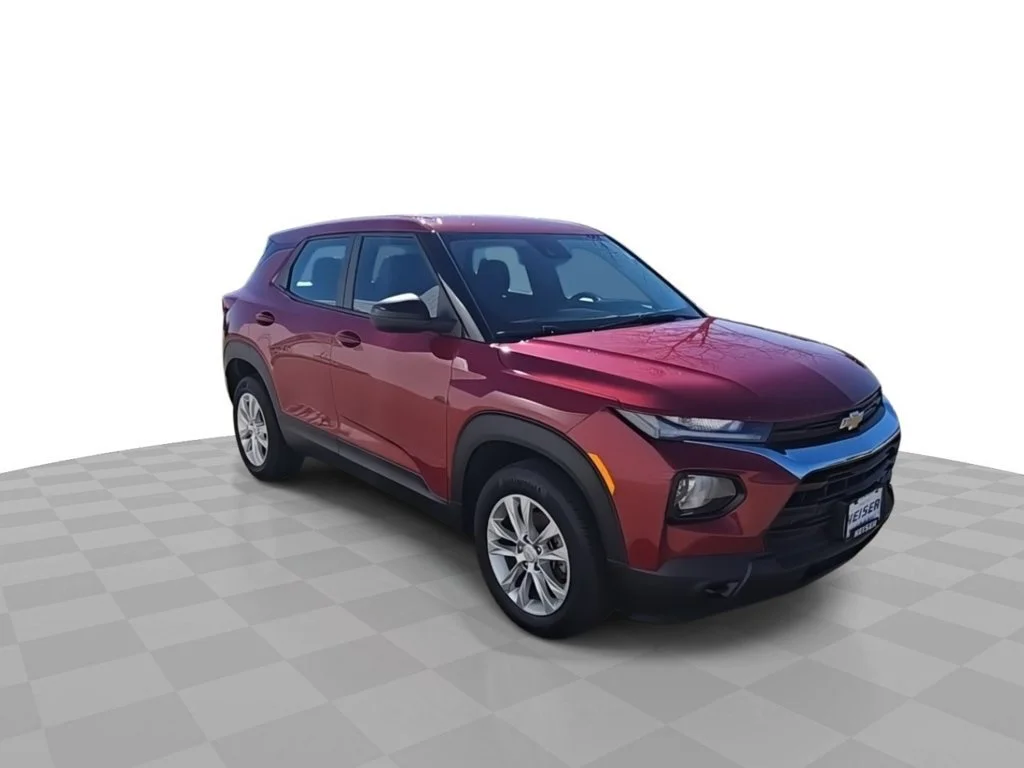 Used 2021 Chevrolet Trailblazer LS with VIN KL79MNSL9MB033229 for sale in Sturgeon Bay, WI