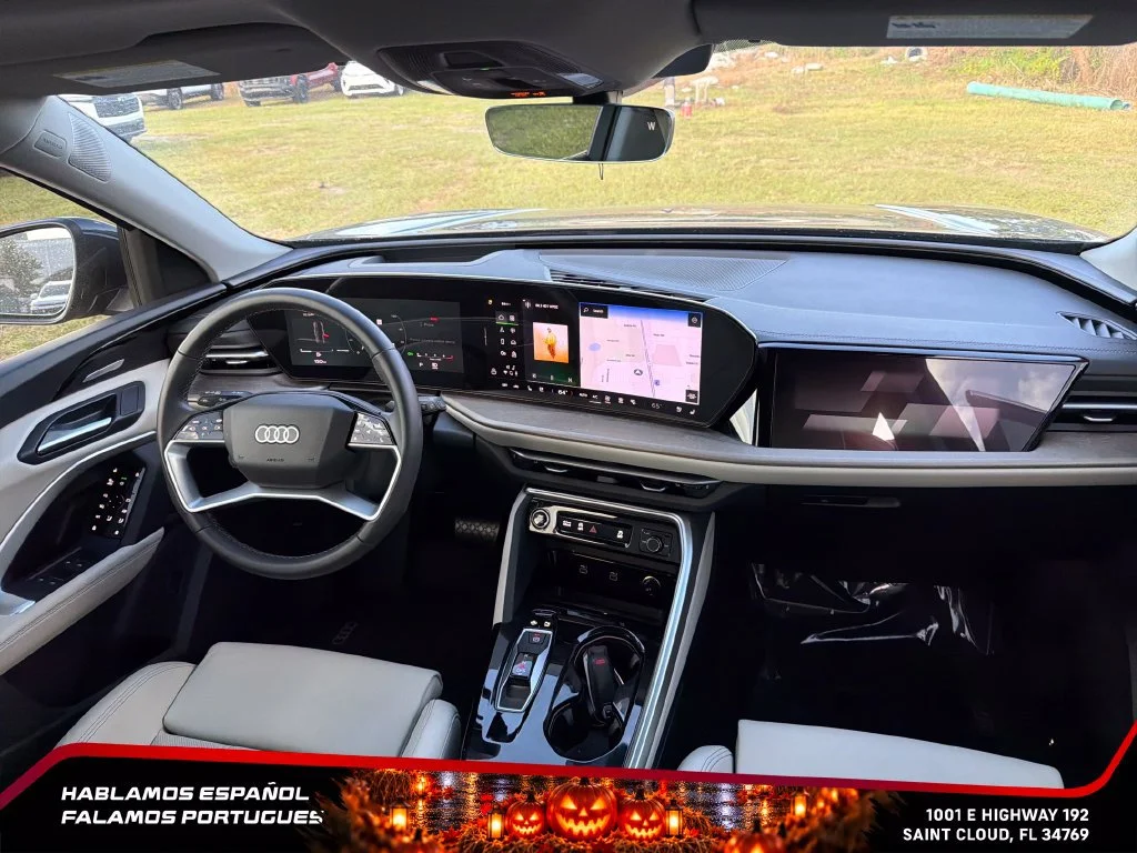 Used 2025 Gray Audi Prestige TFSI quattro S tronic image 28