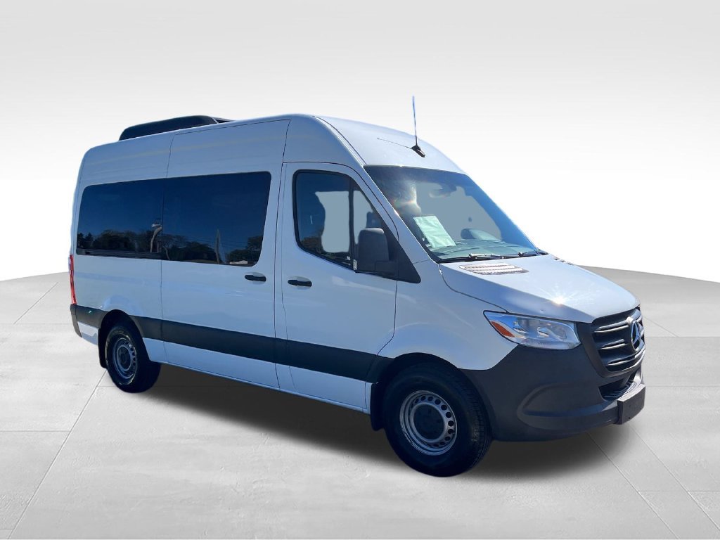Used 2024 White Mercedes-Benz Passenger 144 WB image 7
