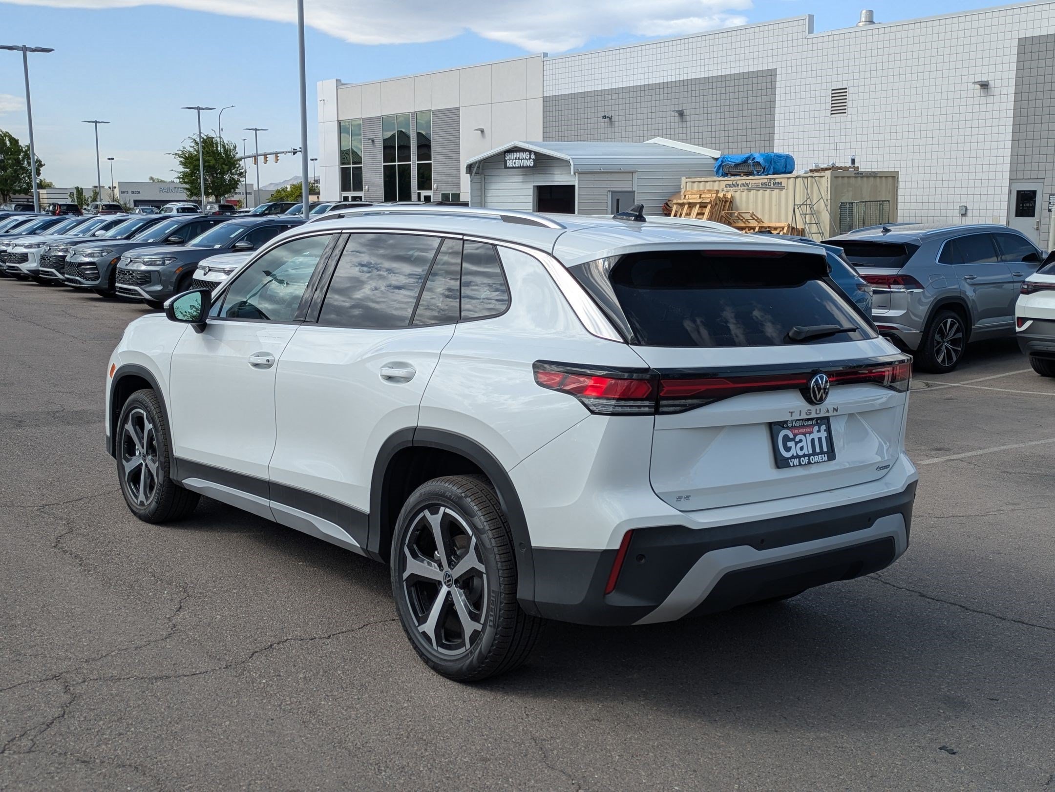 New 2026 Pure White Volkswagen SE image 5