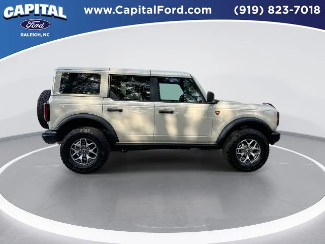 Used 2025 Beige Ford Badlands image 9