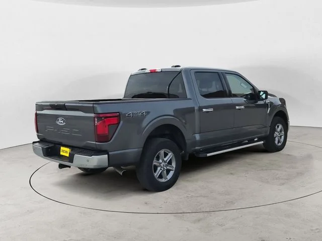 Certified Used 2025 Gray Ford XLT image 5