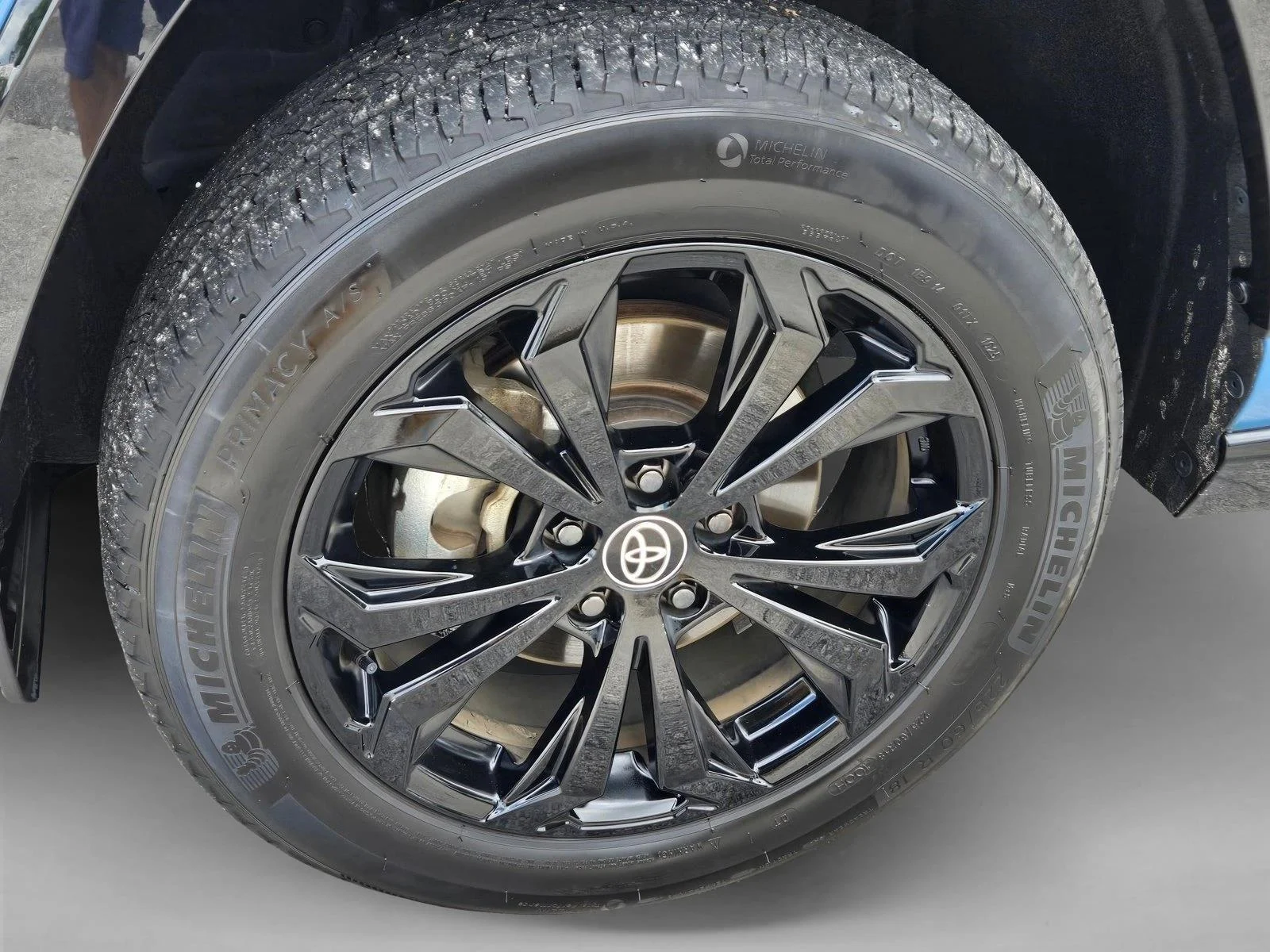 Used 2022 Cavalry Blue/Midnight Black Metallic Toyota Hybrid XSE image 22