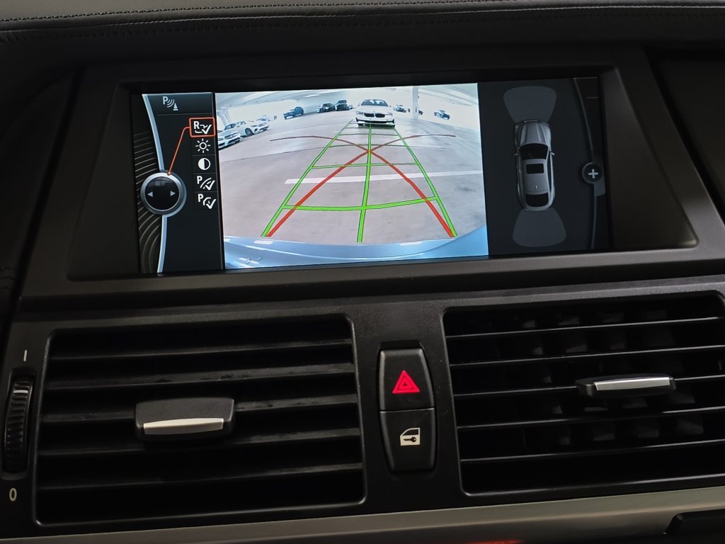 Used 2010 Blue Water Metallic BMW ActiveHybrid image 24
