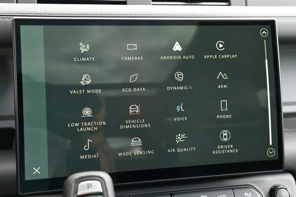 New 2026 Borasco Grey Land Rover OCTA image 22