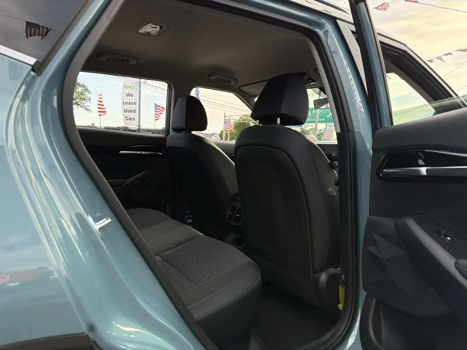 2024 Kia Seltos S - Photo 16