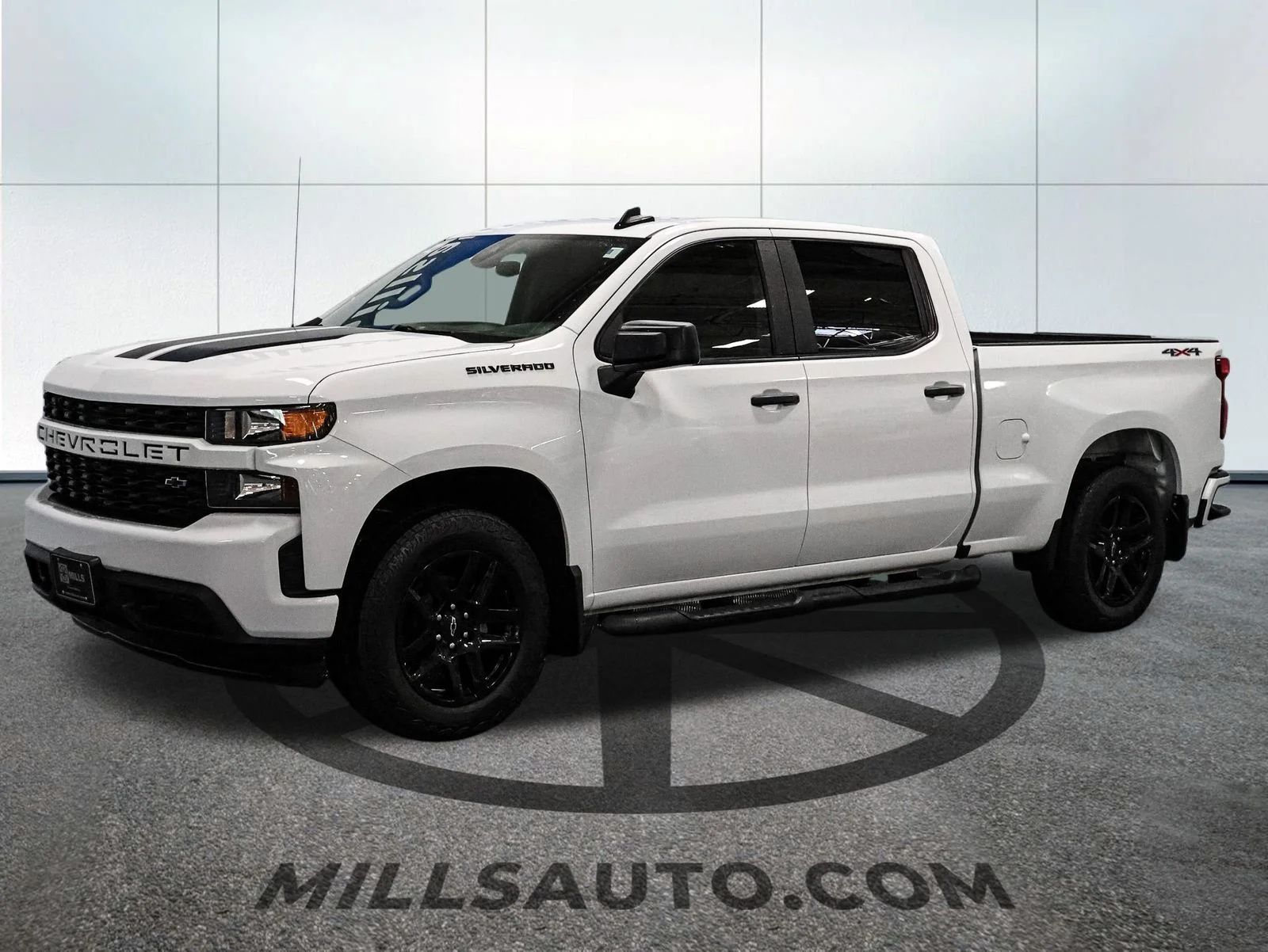 Used 2022 Chevrolet Silverado 1500 Limited Custom with VIN 1GCPYBEK3NZ164763 for sale in Brainerd, Minnesota