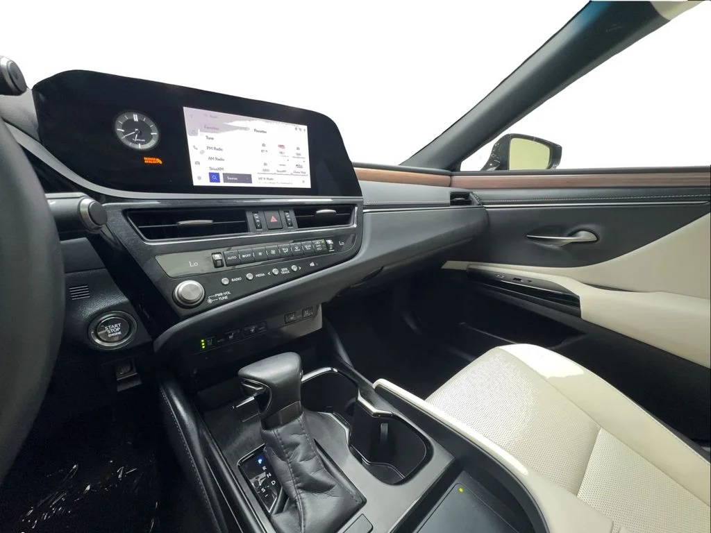 Used 2024 Black Lexus 350 image 43