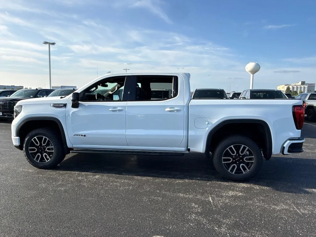 2026 GMC Sierra 1500 AT4 - Photo 7
