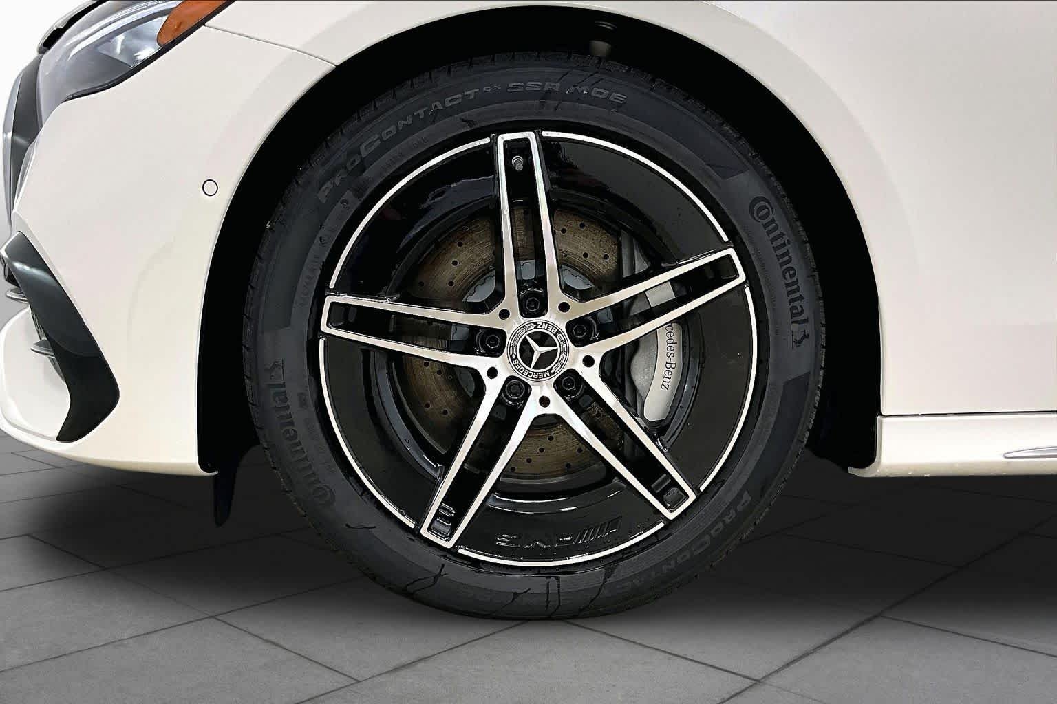 New 2026 Polar White Mercedes-Benz E 450 image 11