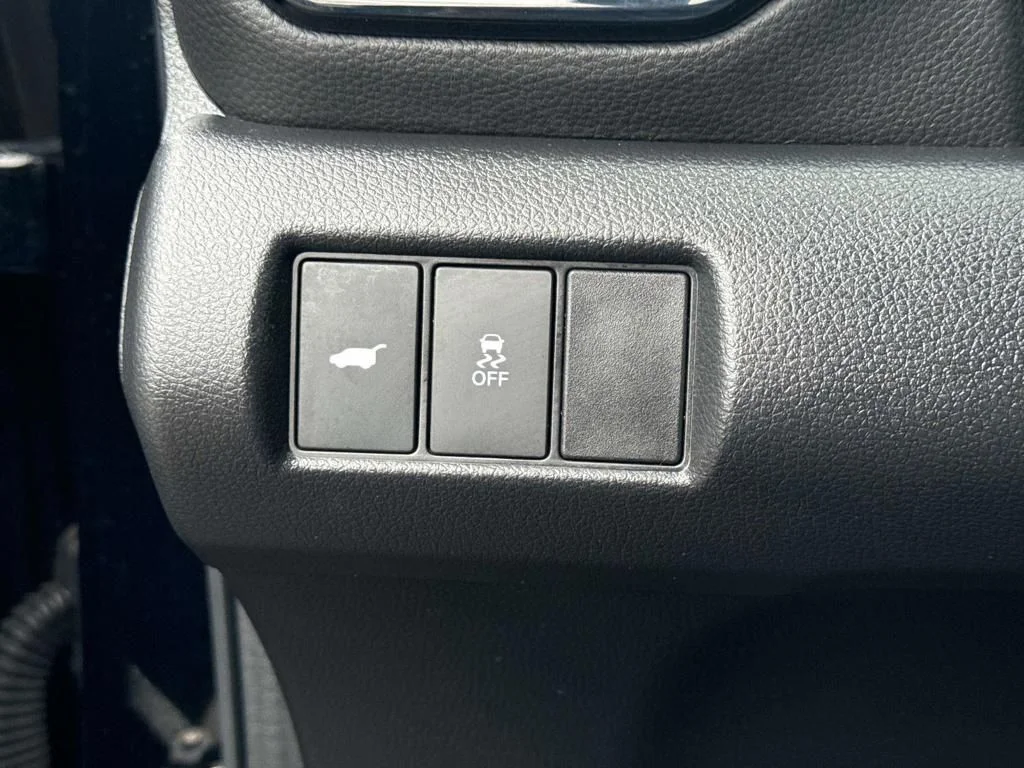 Used 2023  Honda Touring image 12
