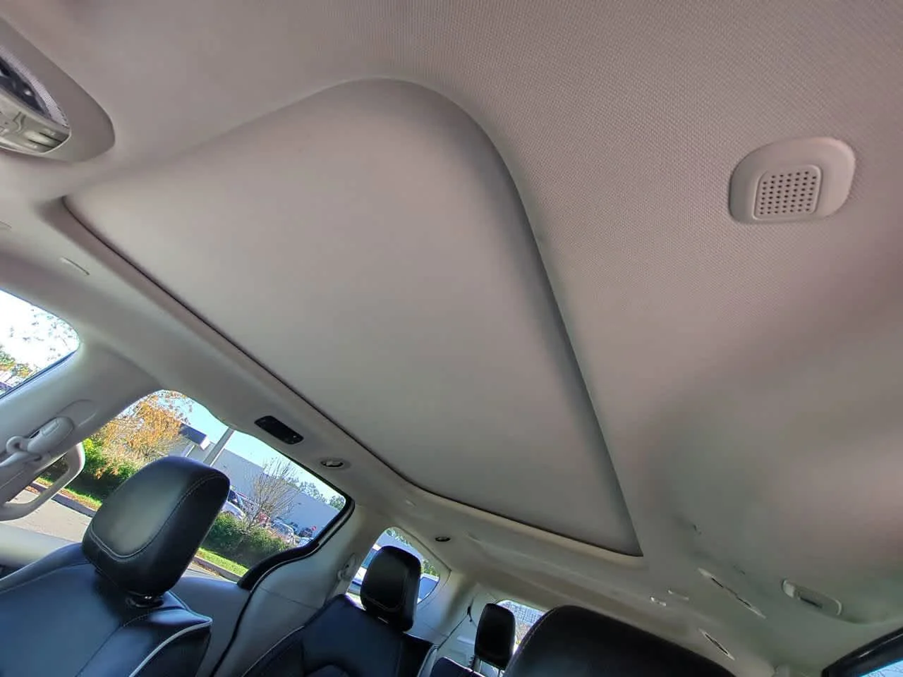 2022 Chrysler Pacifica Hybrid Limited - Photo 20