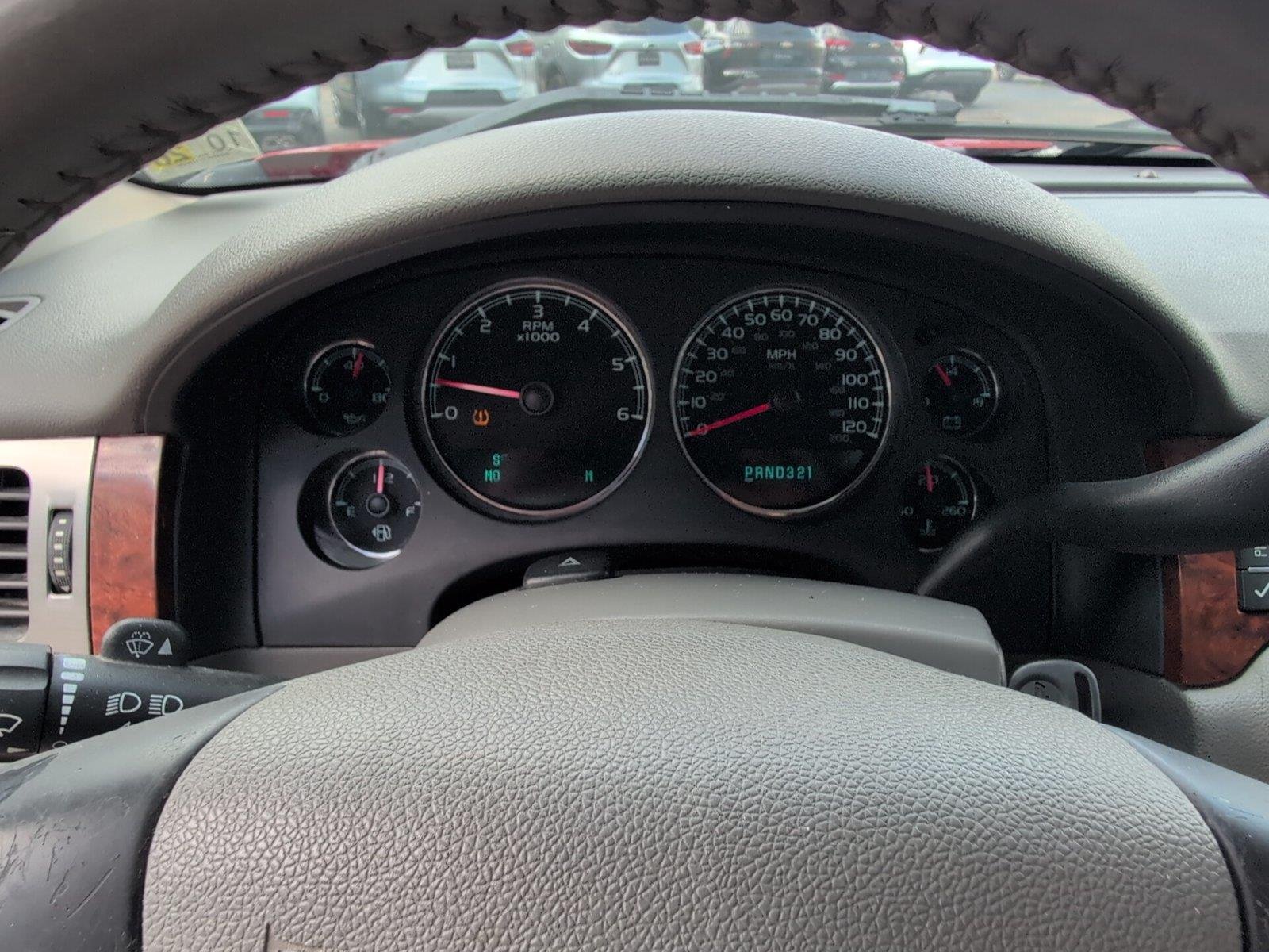 Used 2008 VICTORY RED Chevrolet LTZ image 25