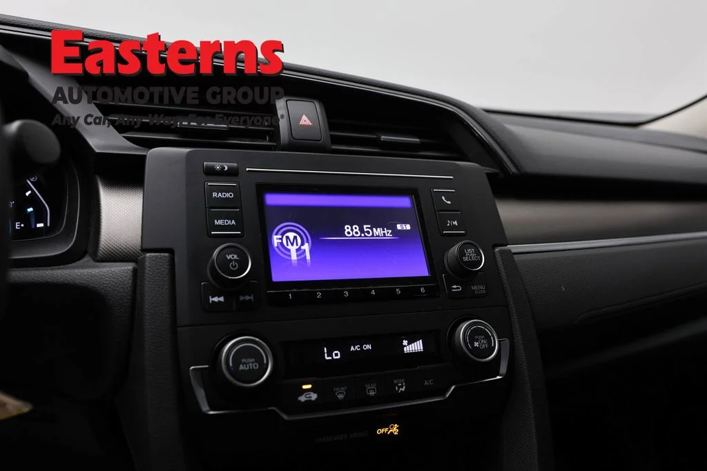 Used 2020 Silver Honda LX image 17